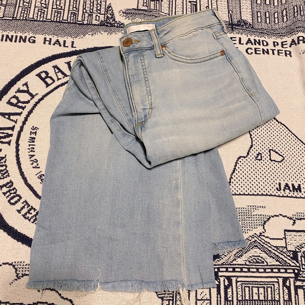 Wide leg jeans